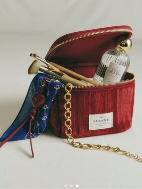 Sezane red velvet vanity case new